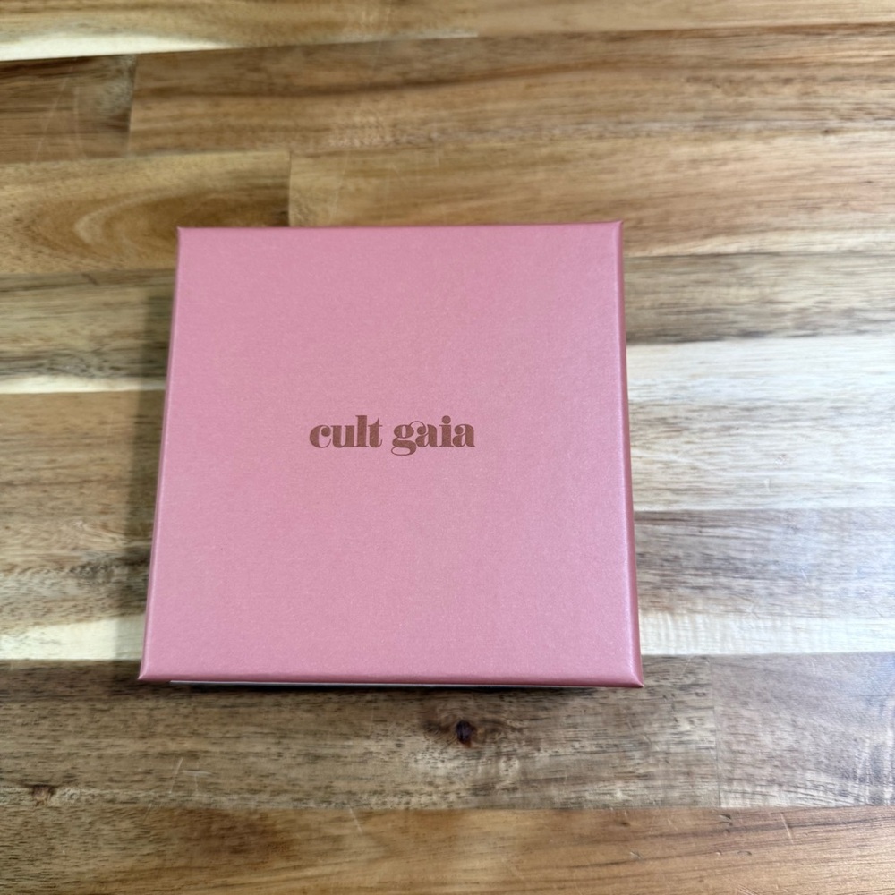Cult Gaia Dulce Hammered Metal Gold Chain Bracelet $298 MSRP New In Box - Picture 4 of 6